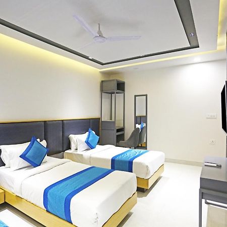 Hotel Apple Villa - Near Delhi Airport With Free Airport Transsfer ニューデリー エクステリア 写真