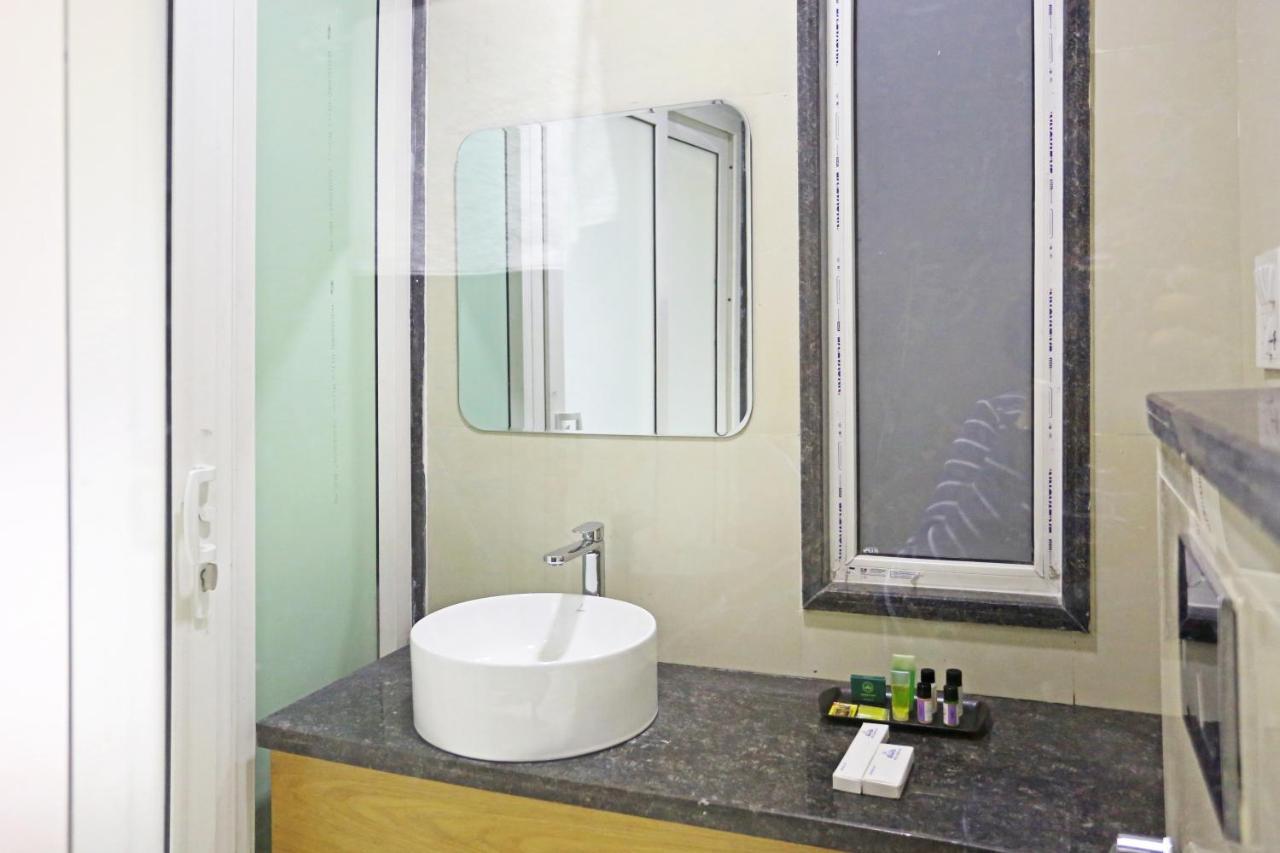 Hotel Apple Villa - Near Delhi Airport With Free Airport Transsfer ニューデリー エクステリア 写真