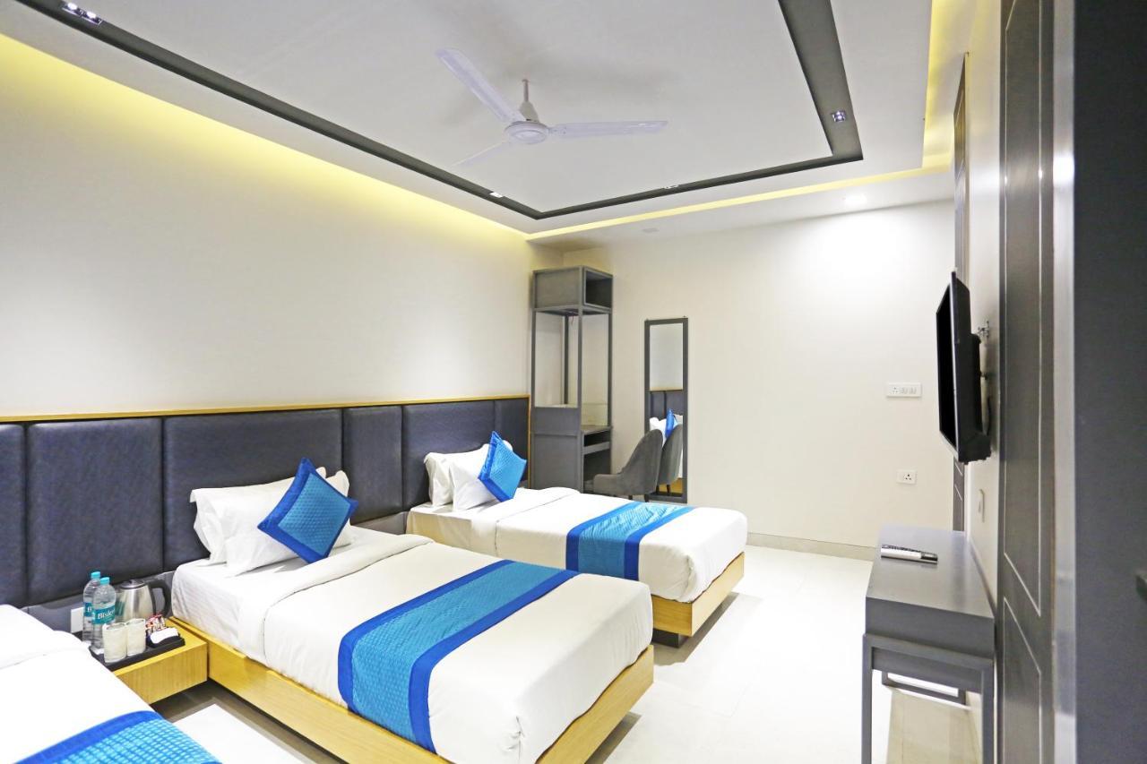 Hotel Apple Villa - Near Delhi Airport With Free Airport Transsfer ニューデリー エクステリア 写真