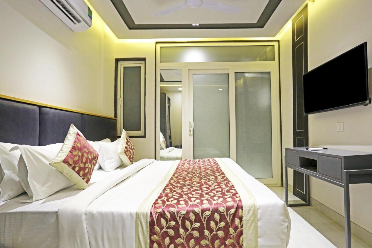 Hotel Apple Villa - Near Delhi Airport With Free Airport Transsfer ニューデリー エクステリア 写真