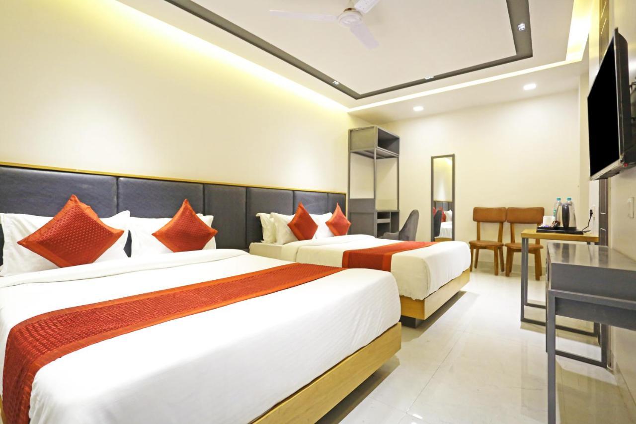 Hotel Apple Villa - Near Delhi Airport With Free Airport Transsfer ニューデリー エクステリア 写真