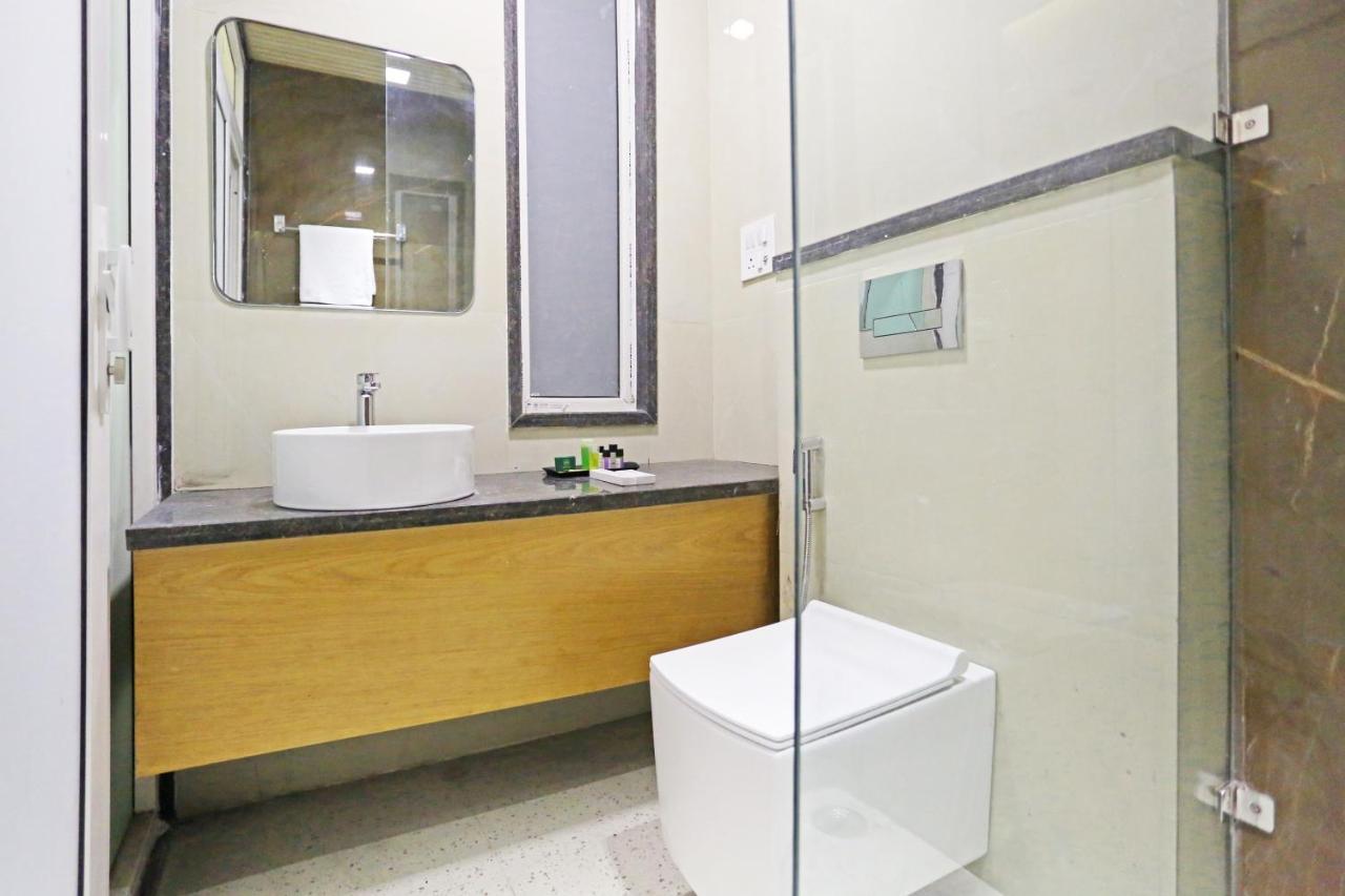 Hotel Apple Villa - Near Delhi Airport With Free Airport Transsfer ニューデリー エクステリア 写真