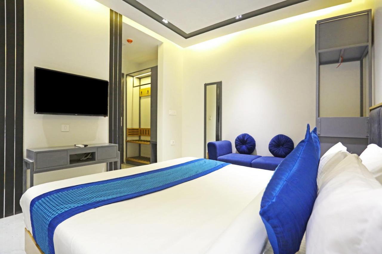 Hotel Apple Villa - Near Delhi Airport With Free Airport Transsfer ニューデリー エクステリア 写真