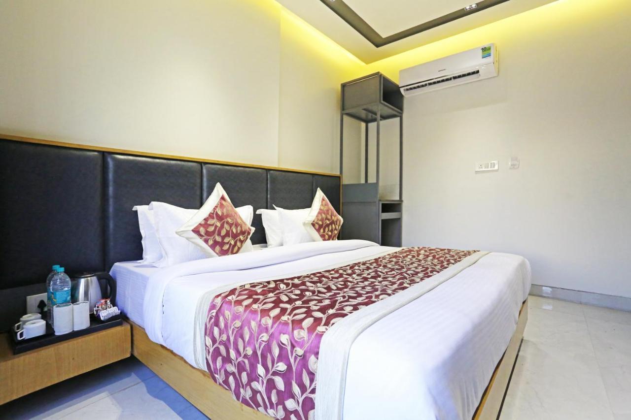 Hotel Apple Villa - Near Delhi Airport With Free Airport Transsfer ニューデリー エクステリア 写真